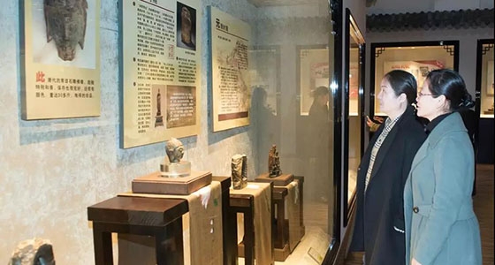 A principios de la primavera de marzo, el Representante del Congreso Popular Municipal Jingning Center Group inspeccionó el Museo de Arte Ante Group Ni Dongfang